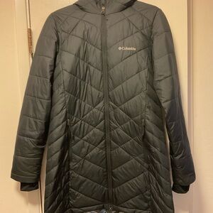 Columbia Women's black Omni heat coat